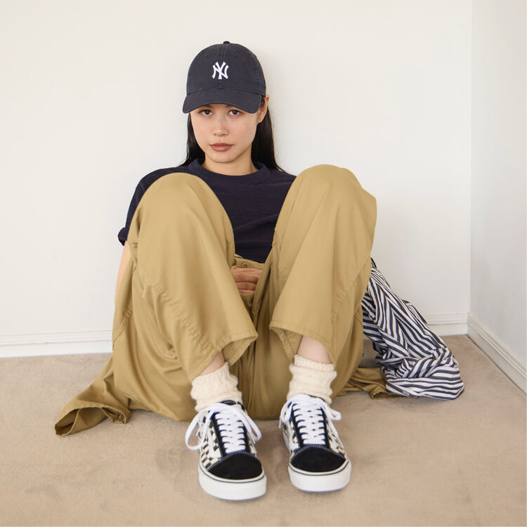 WOMEN'S STYLING WITH OLD SKOOL