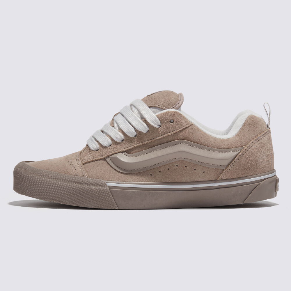 ニュースクール｜VANS（ヴァンズ）公式オンラインストア