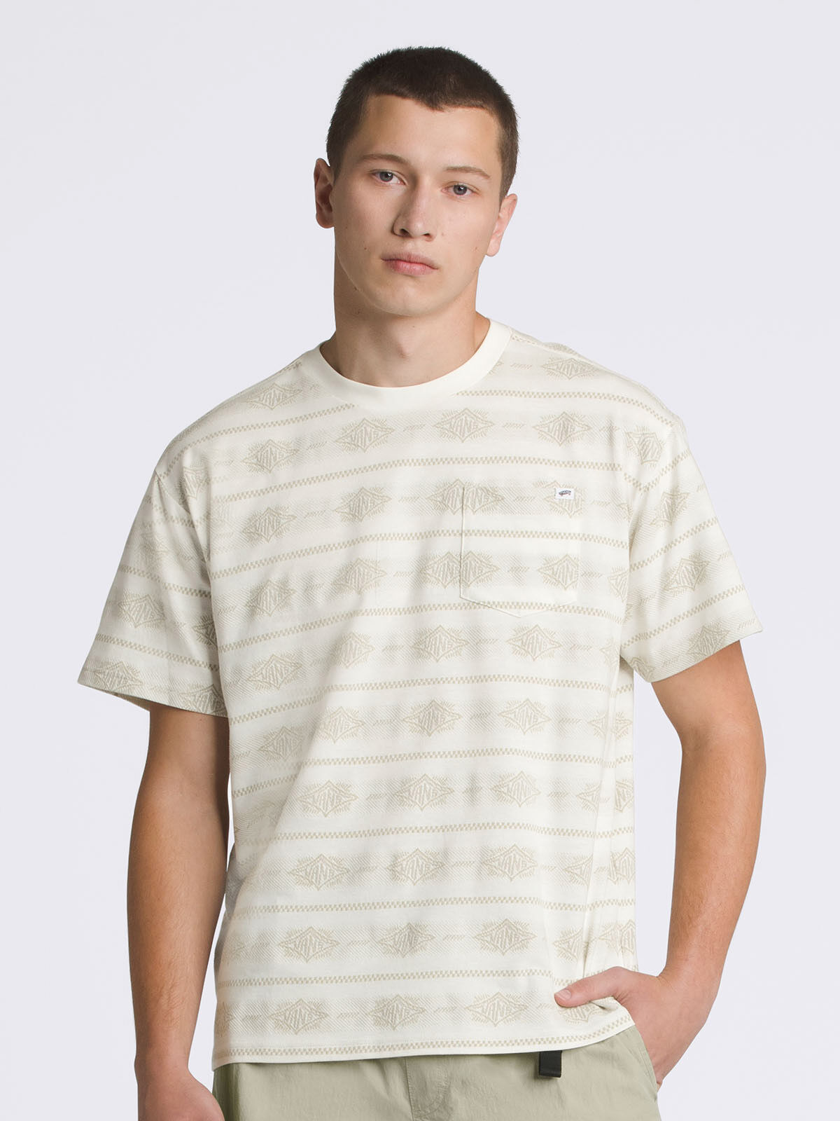 Tシャツ & トップス｜VANS（ヴァンズ）公式ストア