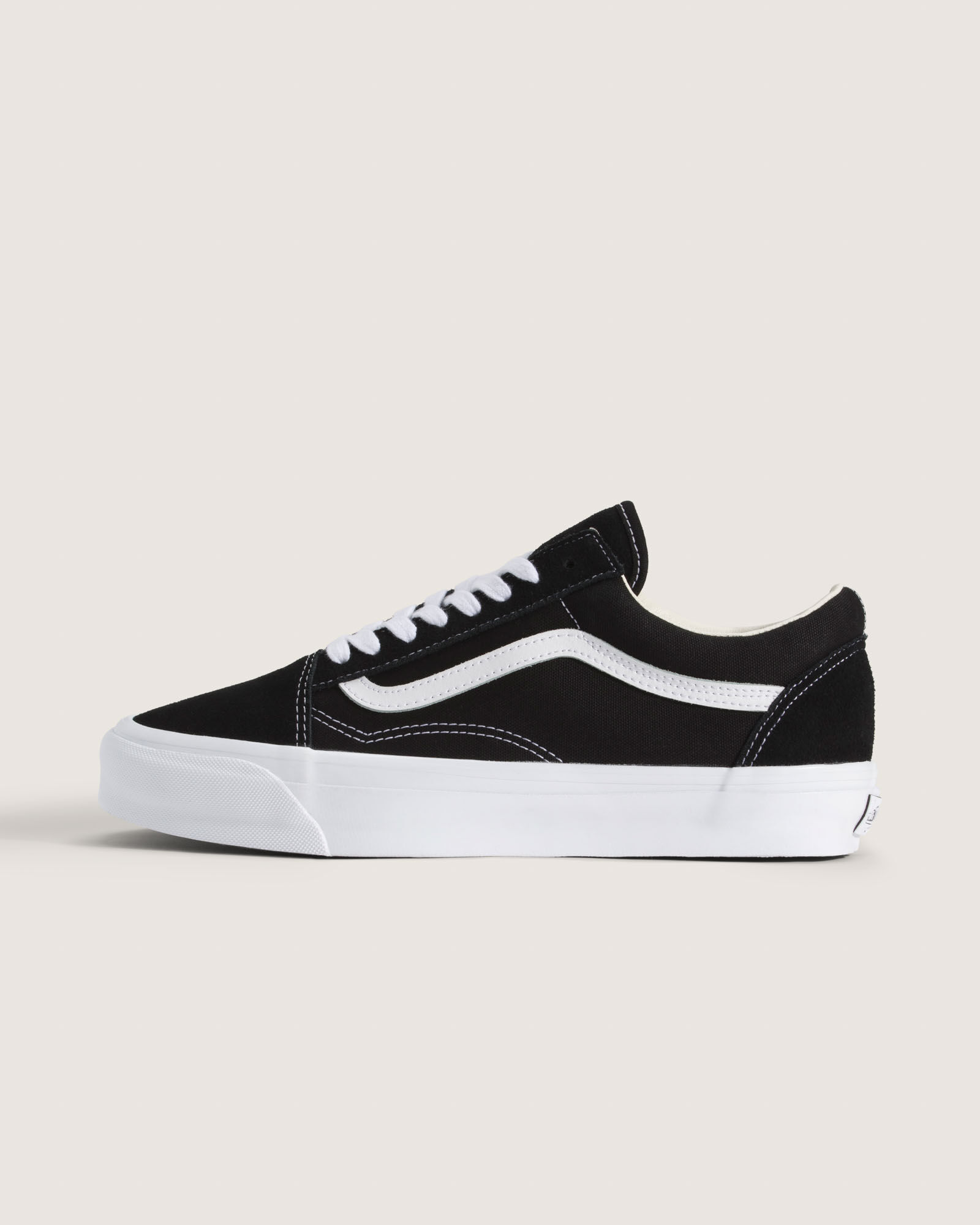 オールドスクール｜VANS（ヴァンズ）公式オンラインストア