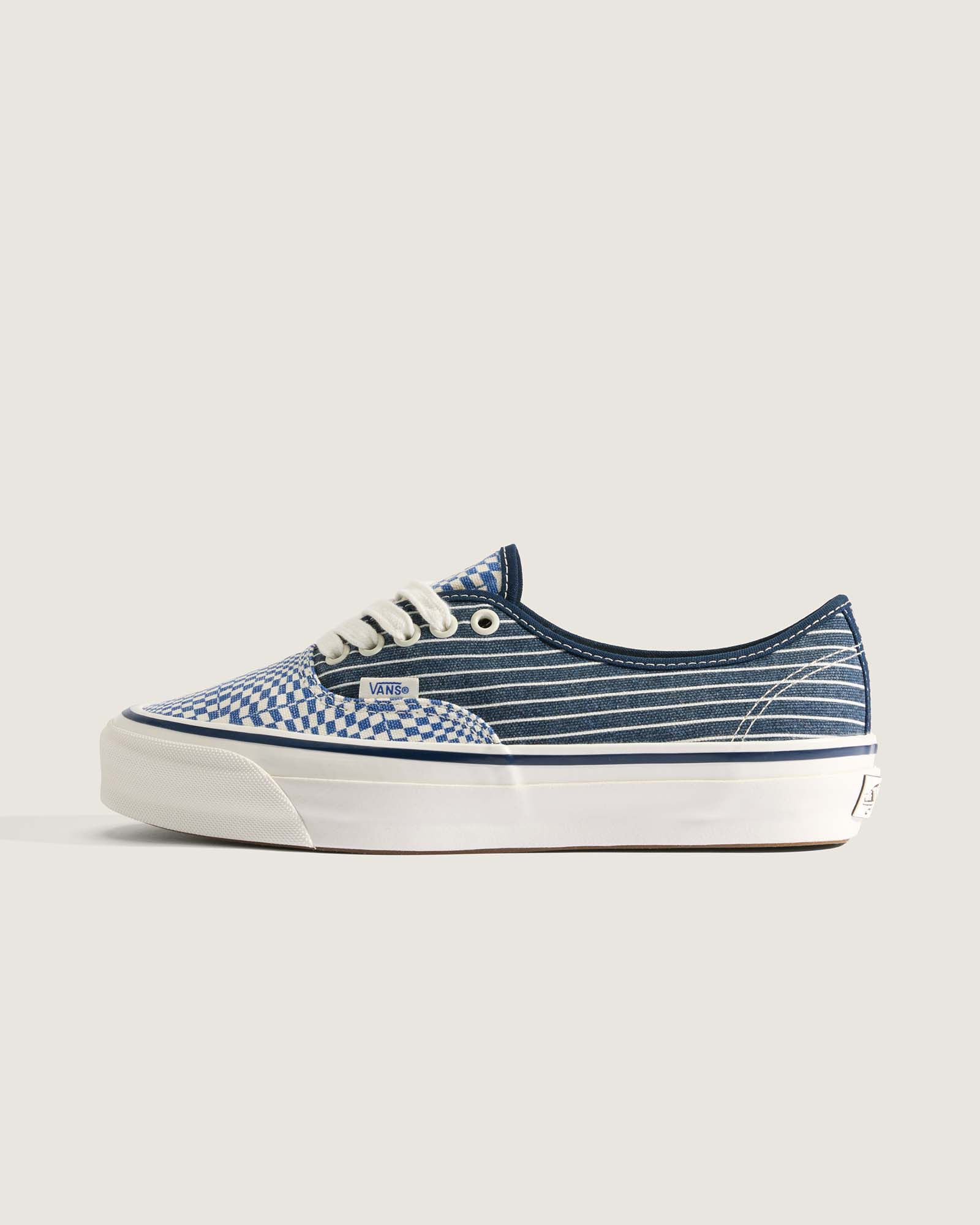 オーセンティック｜VANS（ヴァンズ）公式オンラインストア