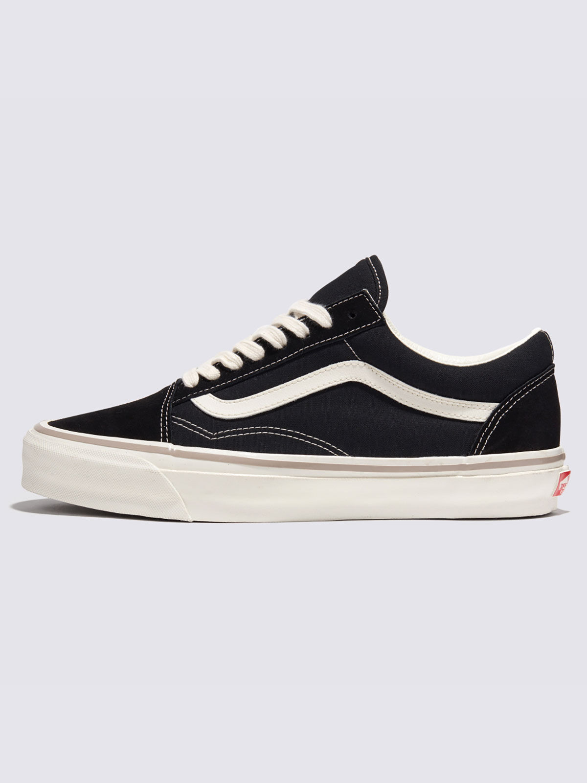 オールドスクール｜VANS（ヴァンズ）公式オンラインストア
