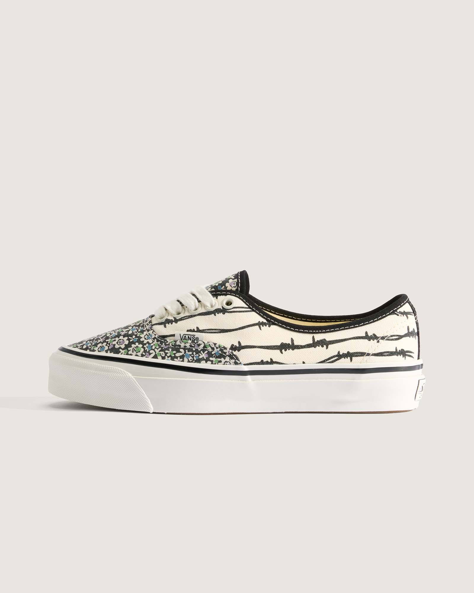ディオゴ・ジョタ オーセンティック プレミアリーグ仕様 Sサイズ PREMIUM オーセンティック| VANS（ヴァンズ）公式ストア