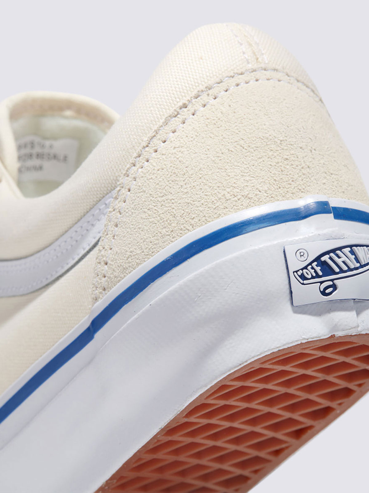 VANS スニーカー バンズ オールドスクール レディース メンズ USA 企画 ホワイト 白 靴 シューズ ローカット スケーター スケート  ローテク カジュアル ストリート 人気 おしゃれ 定番 シンプル 履きやすい ヴァンズ OLD SKOOL VN000D3HW00 | くつコレ
