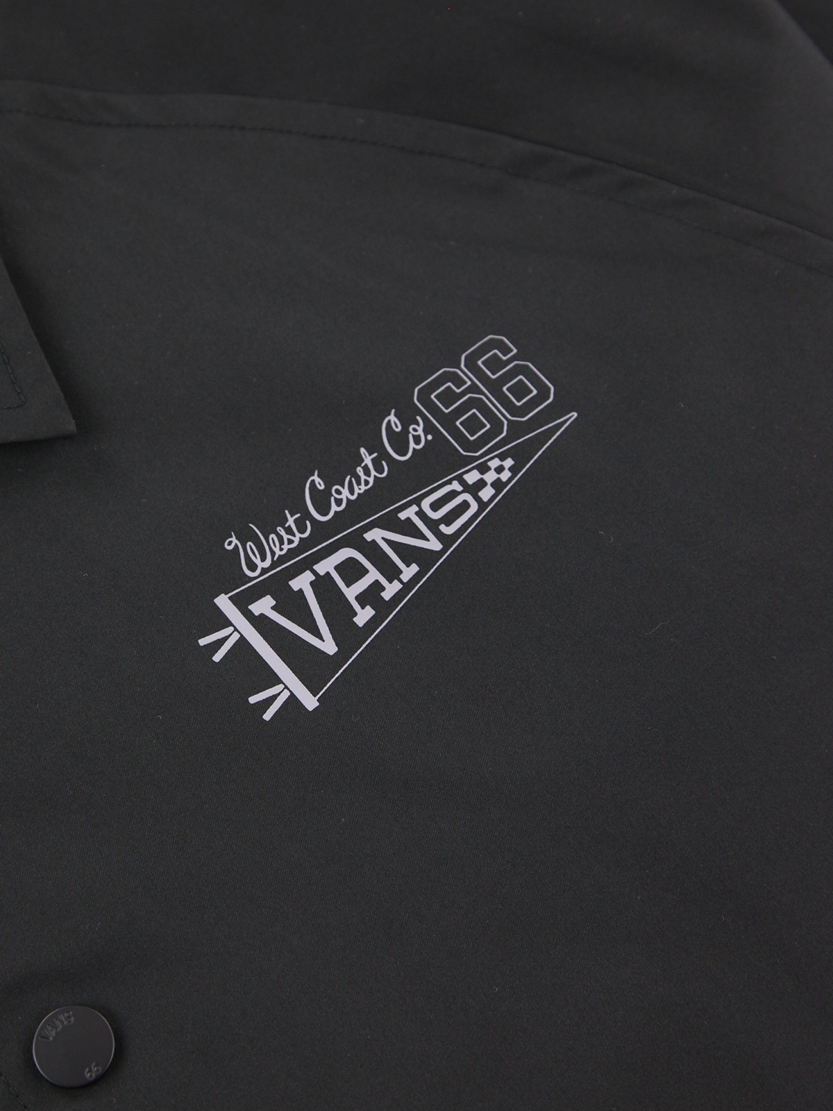 カレッジグラフィック コーチジャケット| VANS(ヴァンズ)公式 カレッジグラフィック コーチジャケット| VANS(ヴァンズ)公式