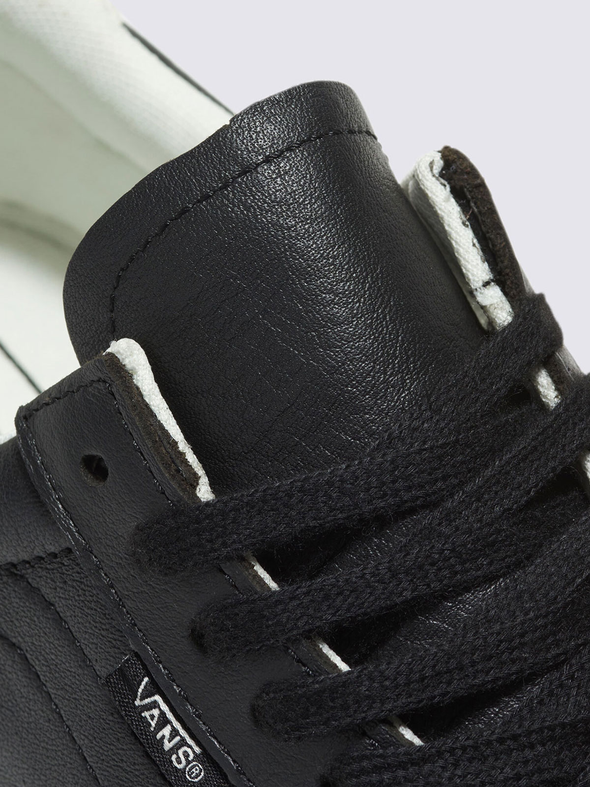 VANSバンズ オールブラック レザースニーカー サイズ 29.5cm