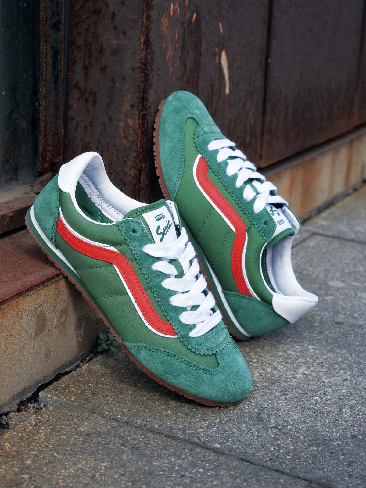 【VANS】Super Lowpro バンズ スーパーロープロ★Serio セリオ VANSのレトロスポーツシューズ着想「スーパーロープロ