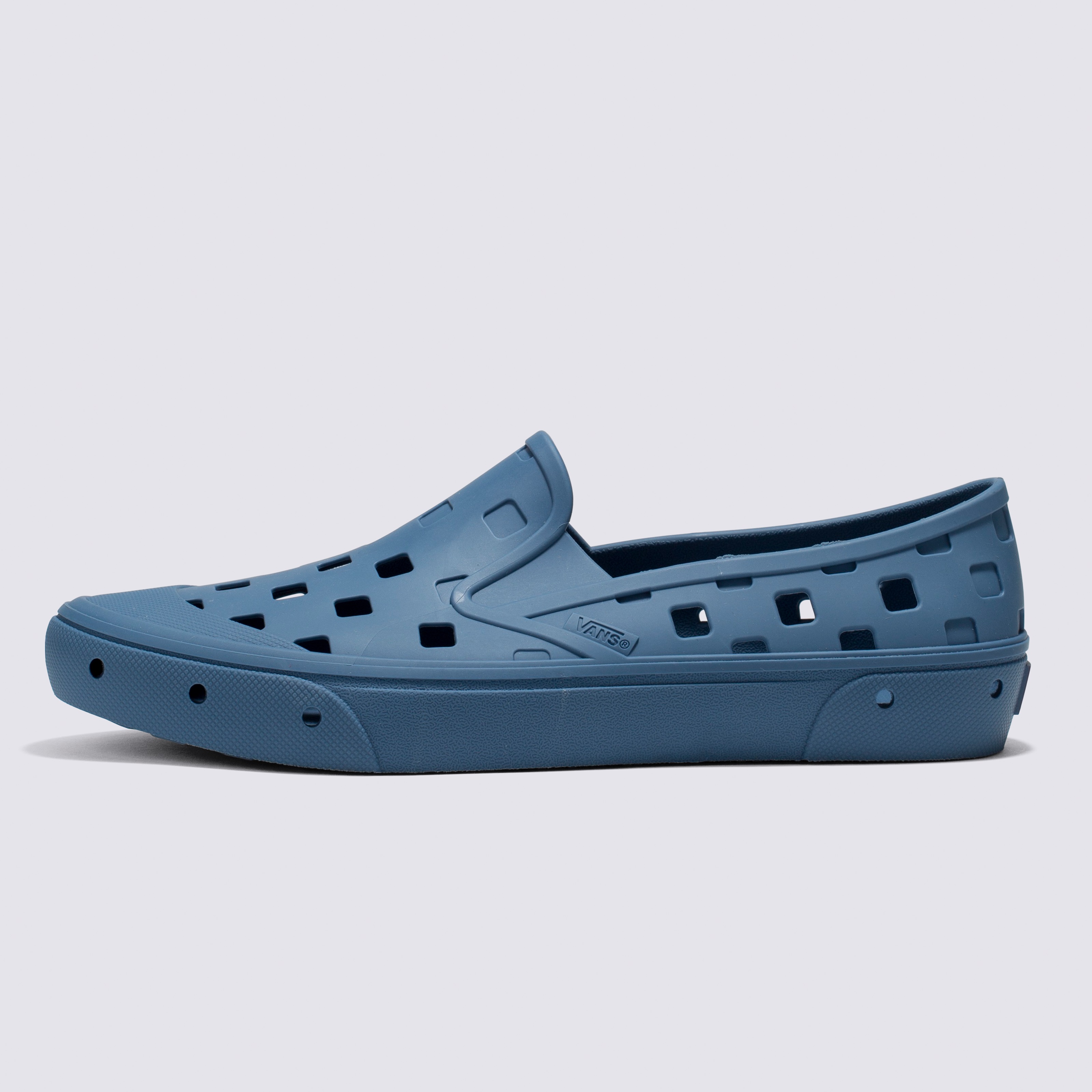 スリッポン TRK| VANS（ヴァンズ）公式ストア