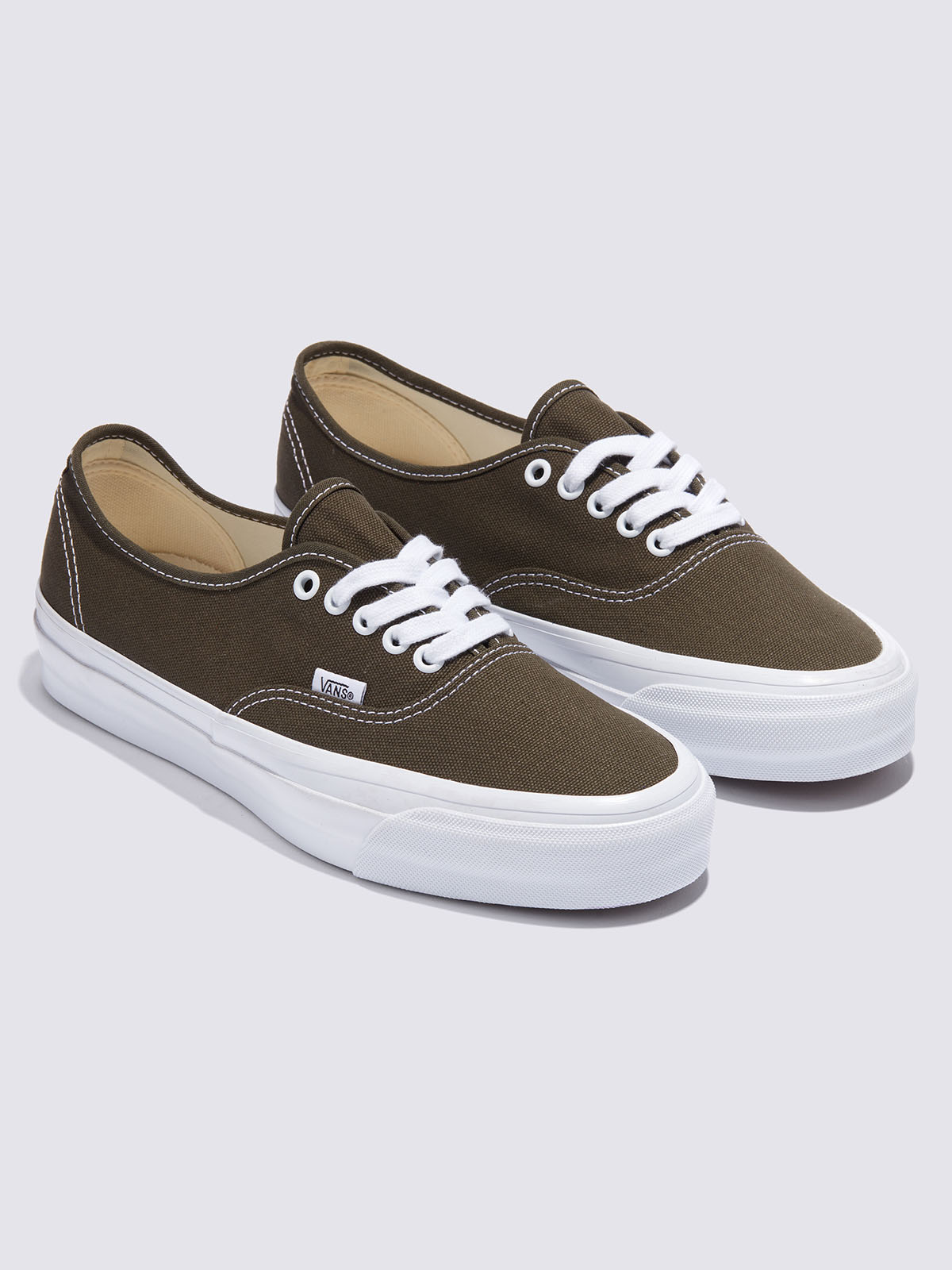 【中古】 PREMIUM オーセンティック VANS（ヴァンズ）公式ストア 44| 靴