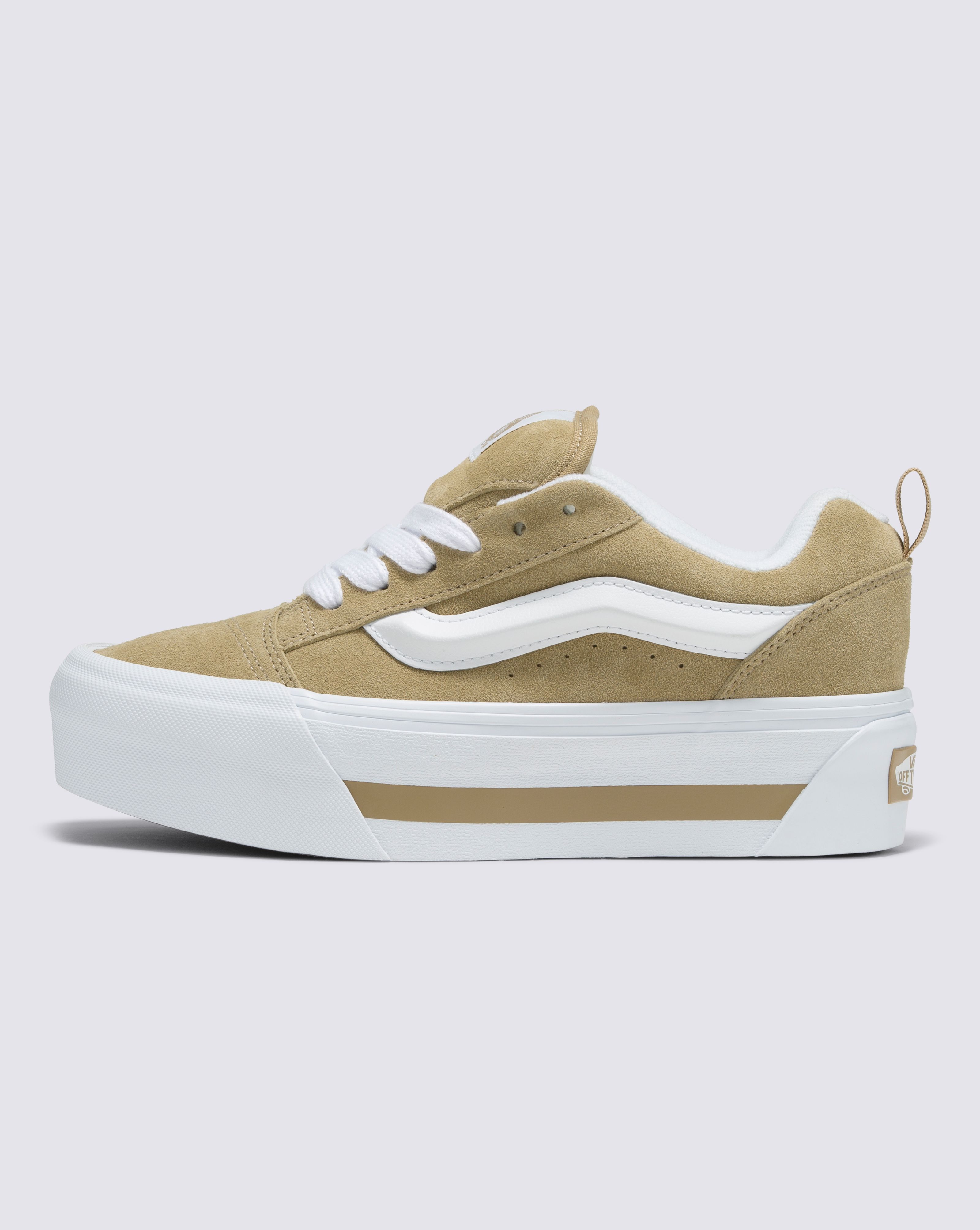 ニュースタック| VANS（ヴァンズ）公式ストア