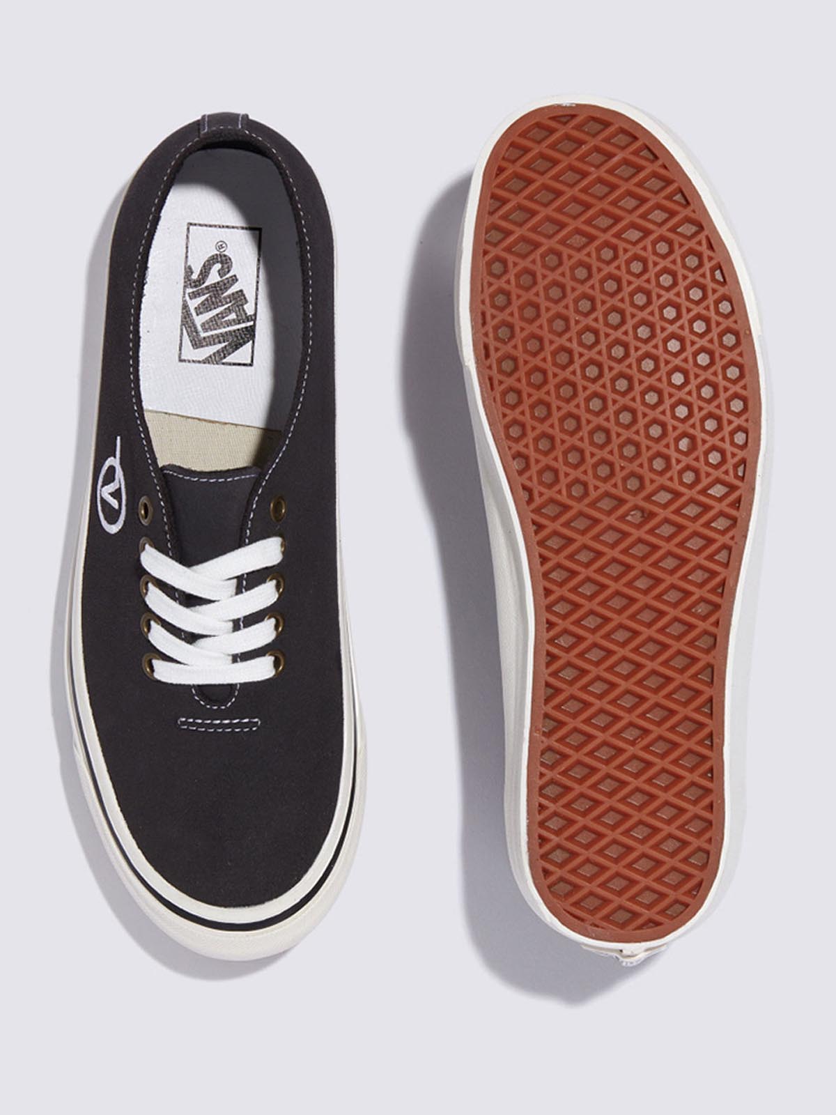 アナハイムファクトリー オーセンティック ワンピース DX| VANS（ヴァンズ）公式ストア