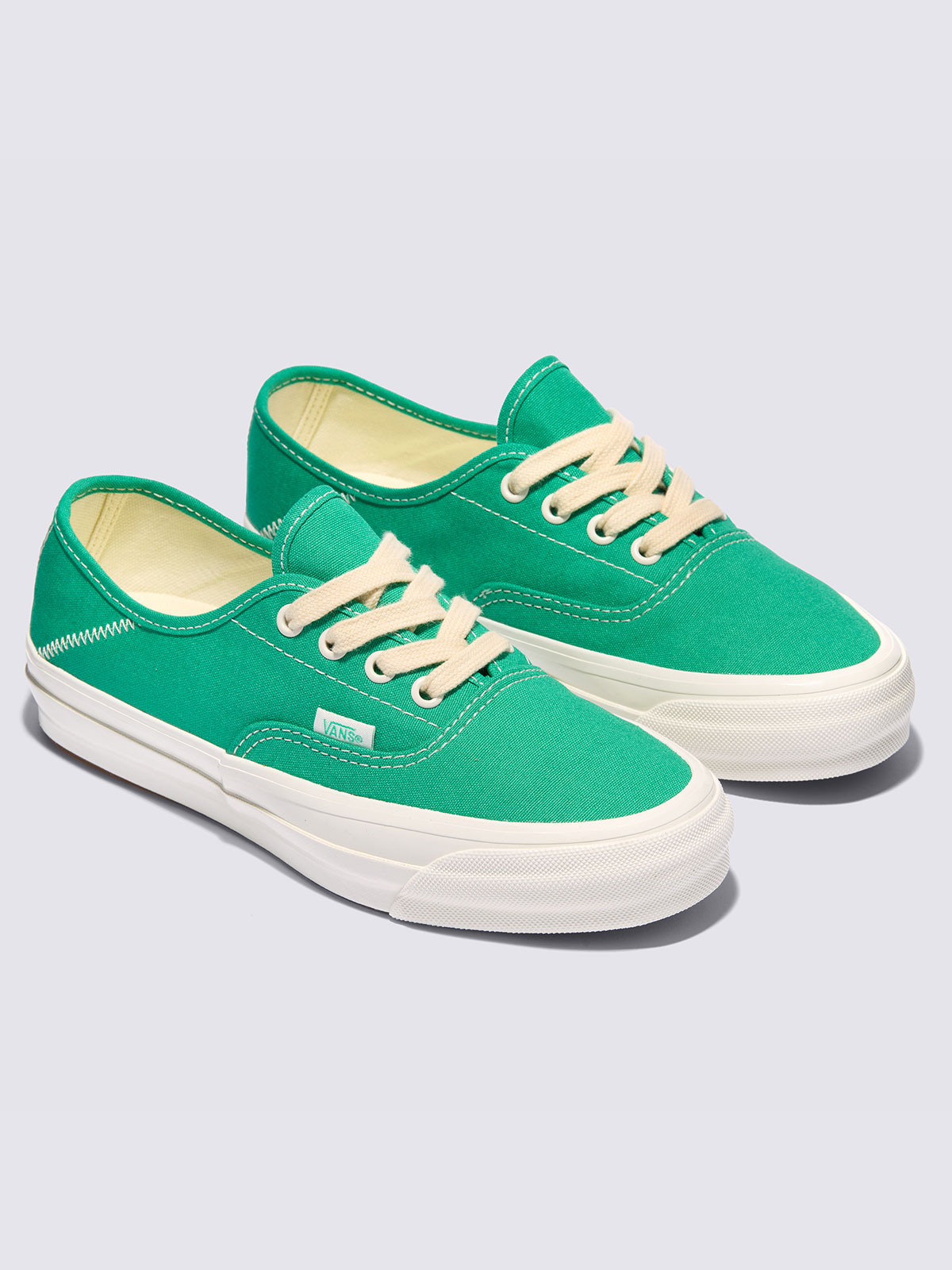 PREMIUM オーセンティック キックダウン| VANS（ヴァンズ）公式