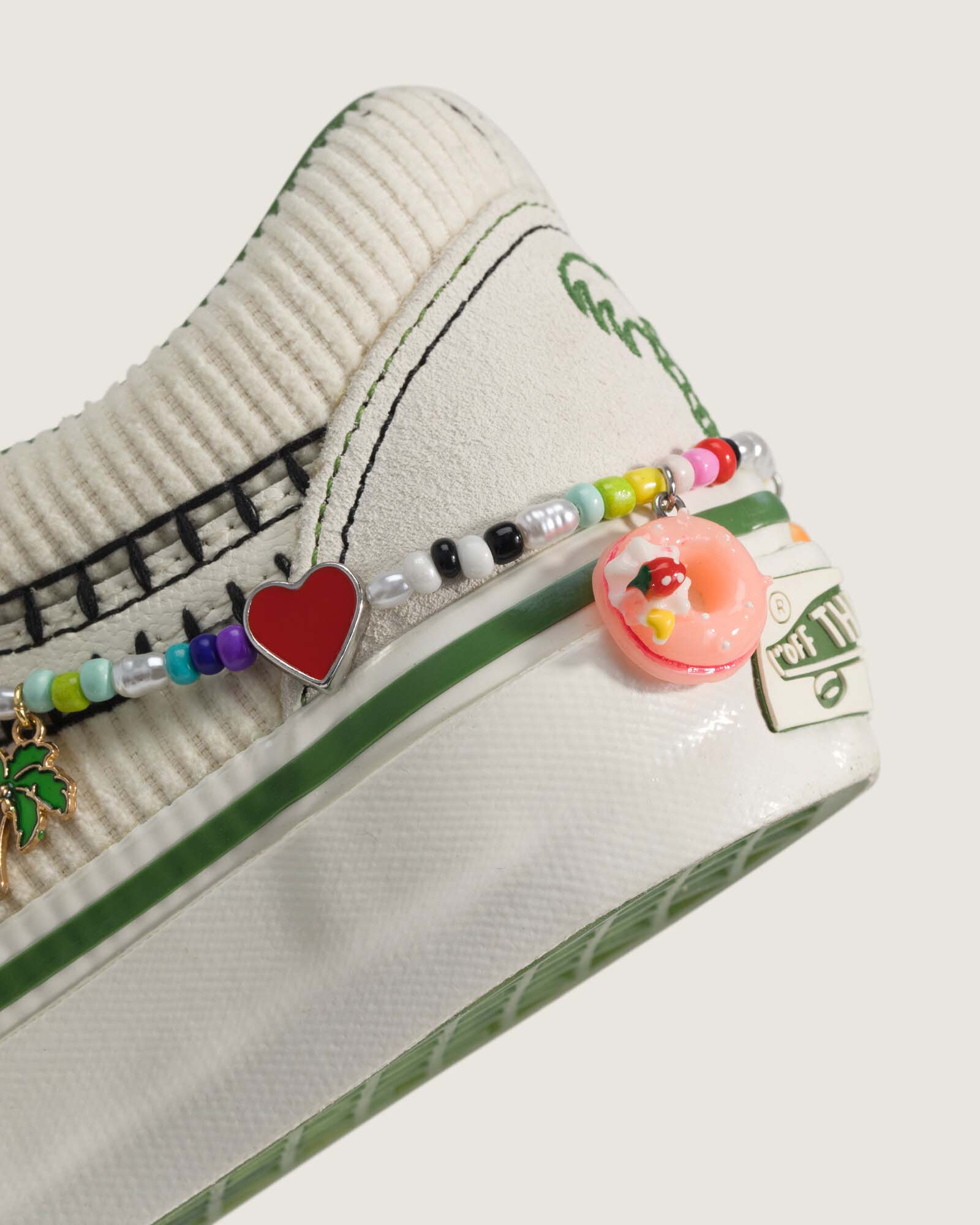 Vans スニーカー PREMIUM オールドスクール チャームズ PREMIUM オールドスクール チャームズ| VANS（ヴァンズ）公式ストア