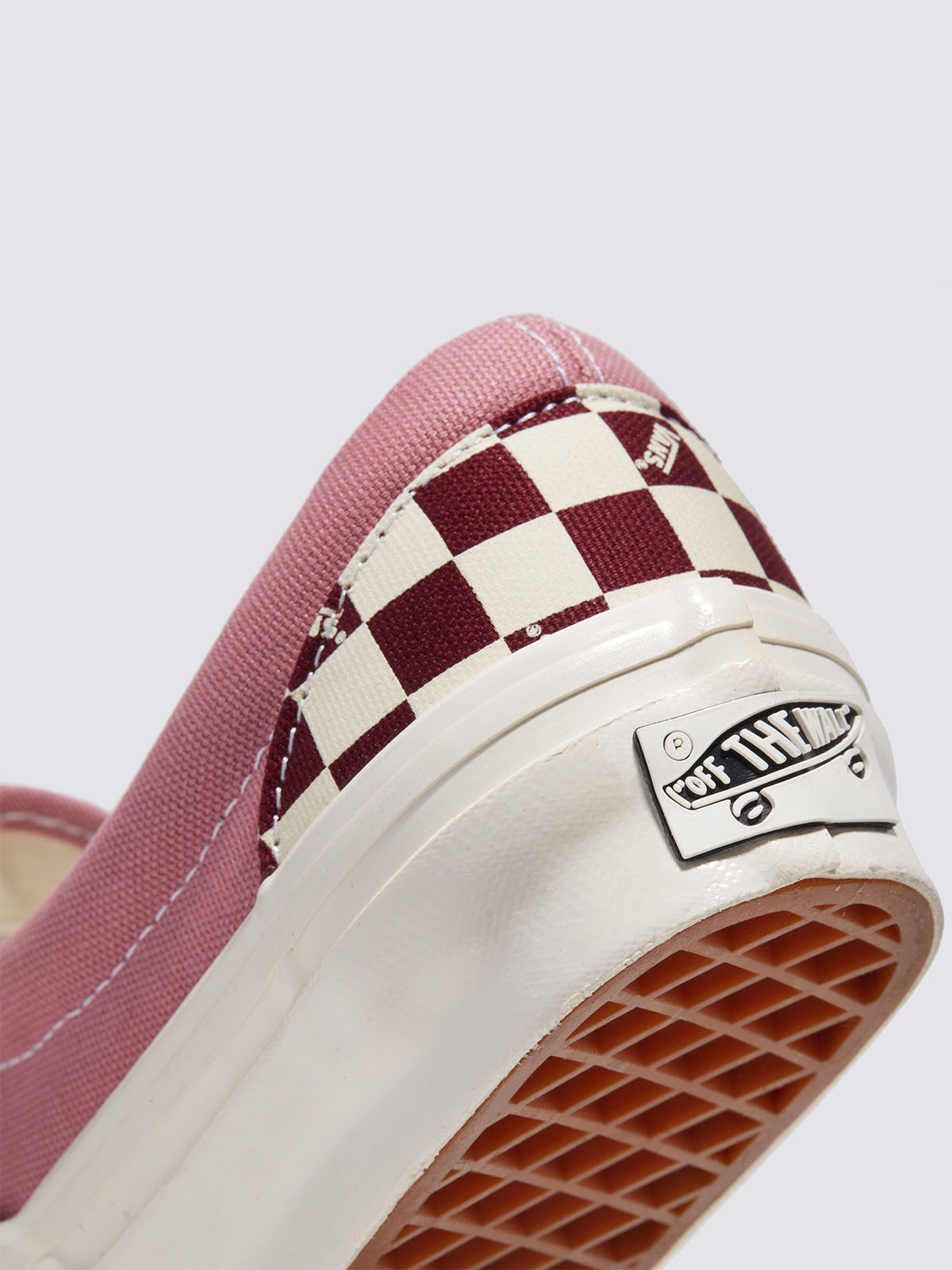 PREMIUM エラ| VANS（ヴァンズ）公式ストア