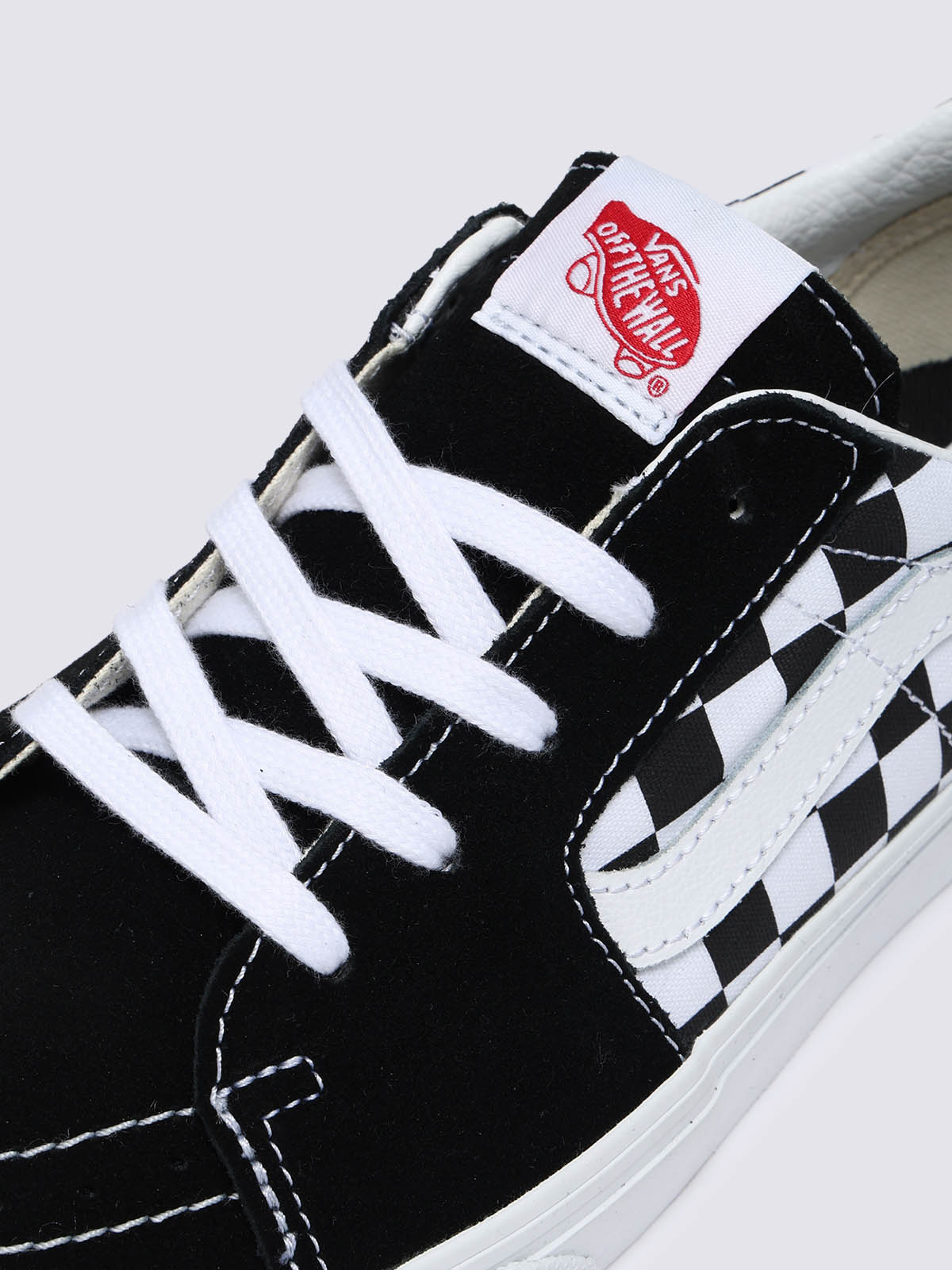 スケートロー| VANS（ヴァンズ）公式ストア