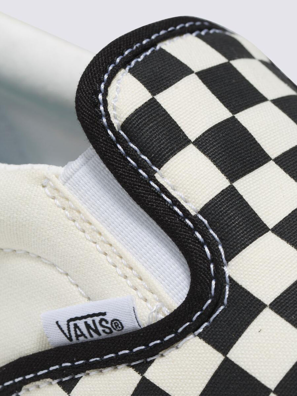 コンフィクッシュ スリッポン| VANS（ヴァンズ）公式ストア