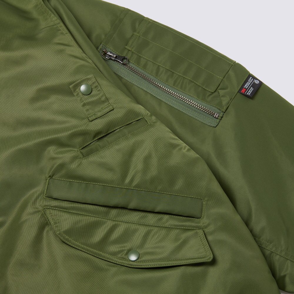 MULTI-FUNKTIONAL MTE MA-1 ジャケット| VANS（ヴァンズ）公式ストア