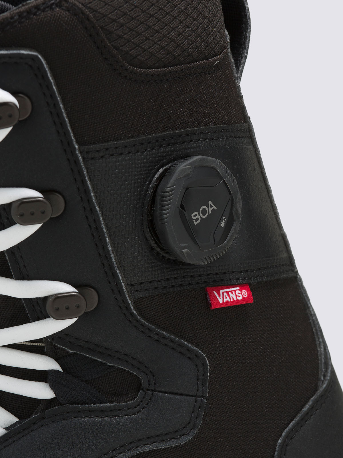 Invado OG Snowboard Boot in Black | Vans