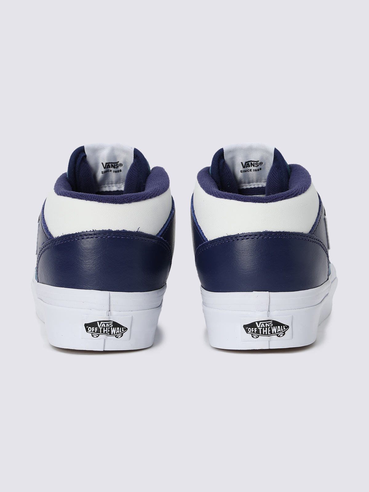 アナハイムファクトリー ハーフキャブ 33 DX| VANS（ヴァンズ