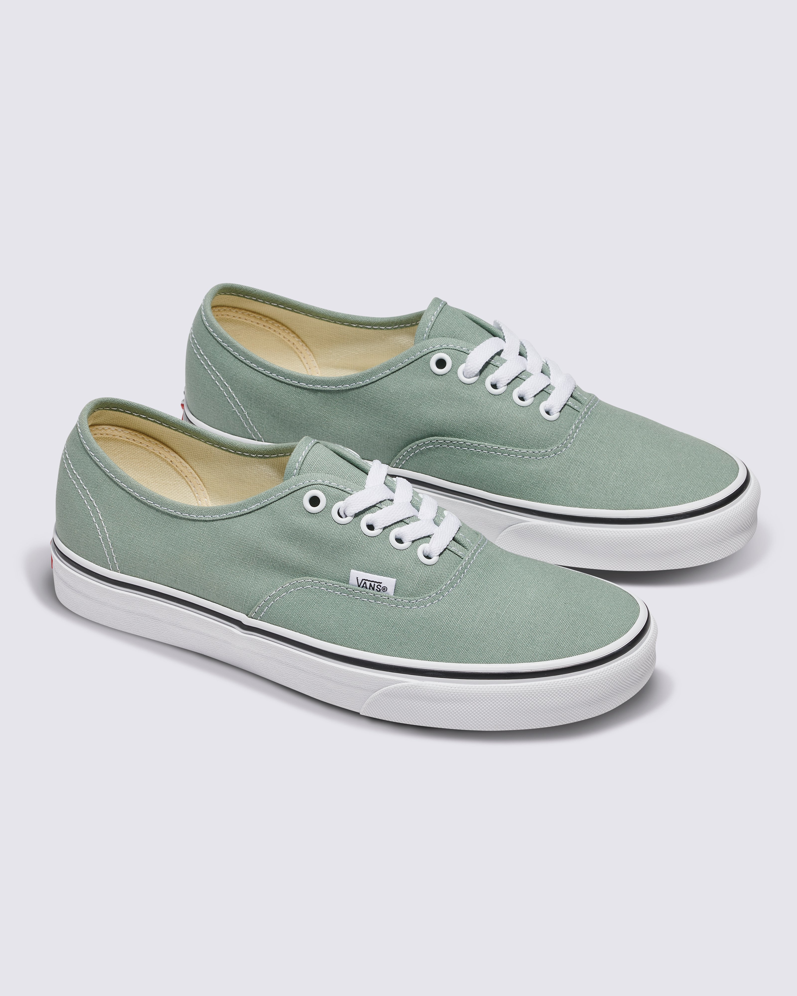 オーセンティック| VANS（ヴァンズ）公式ストア