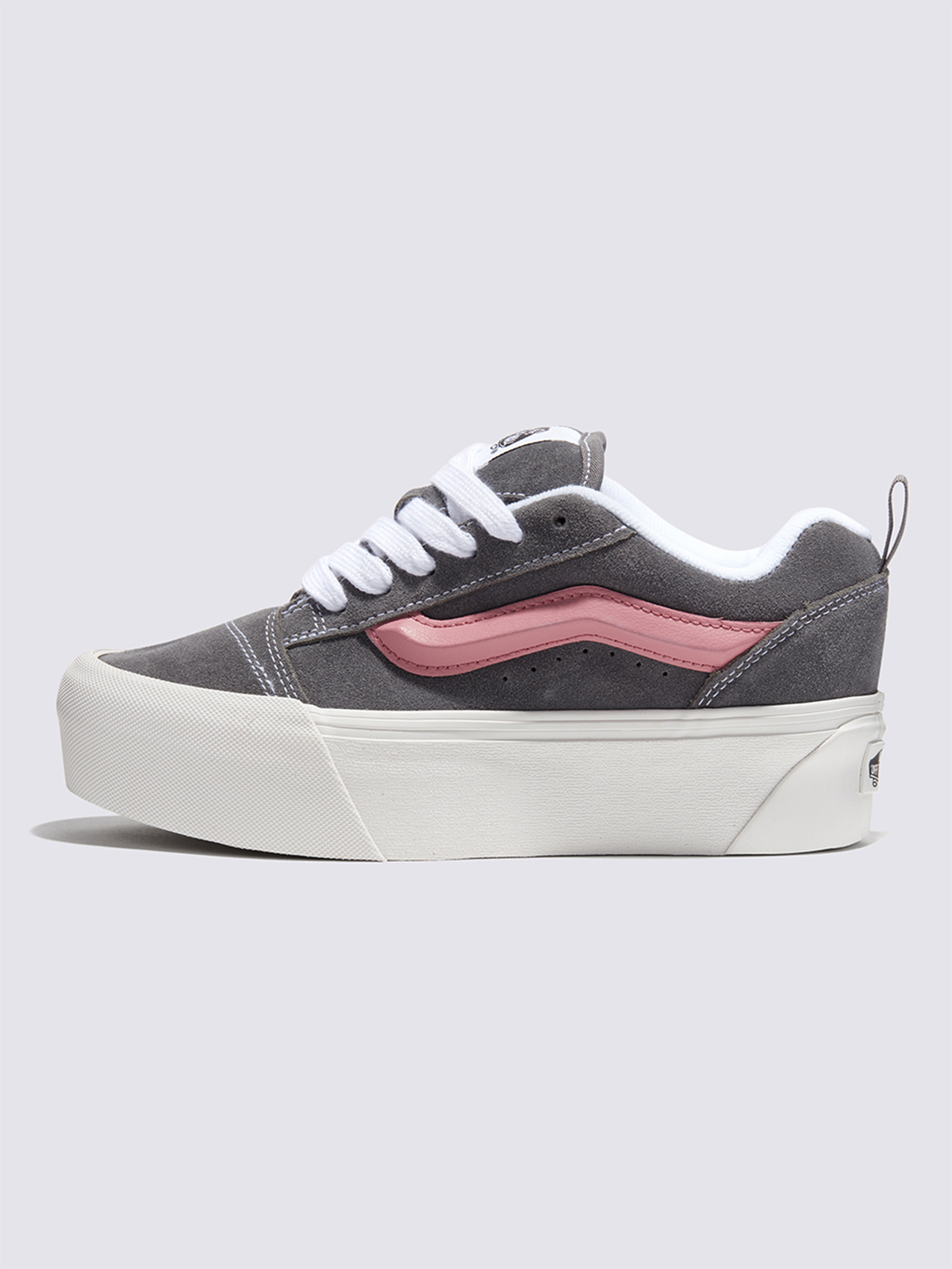ニュースタック| VANS（ヴァンズ）公式ストア