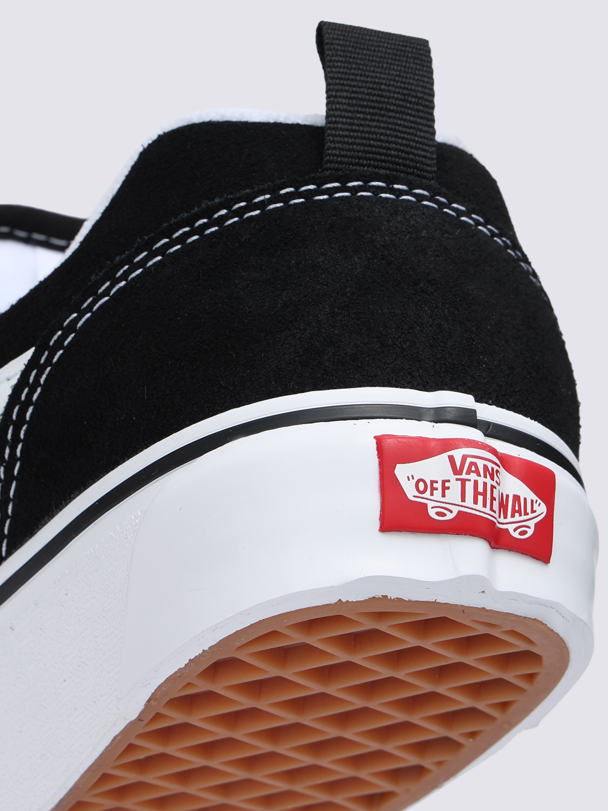VANS(ヴァンズ)】KNU SKOOL (ニュースクール) | [公式