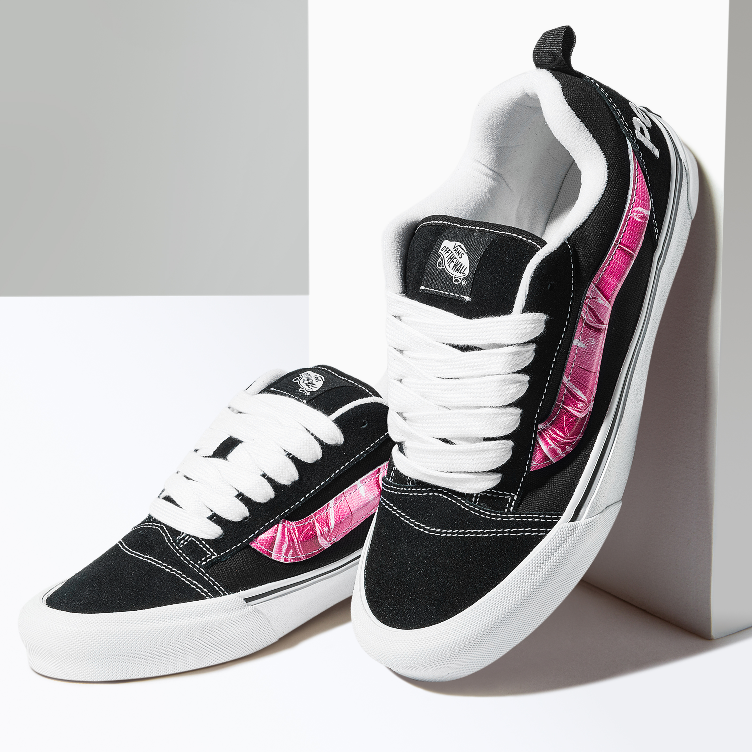 Vans authentic store rose et noir